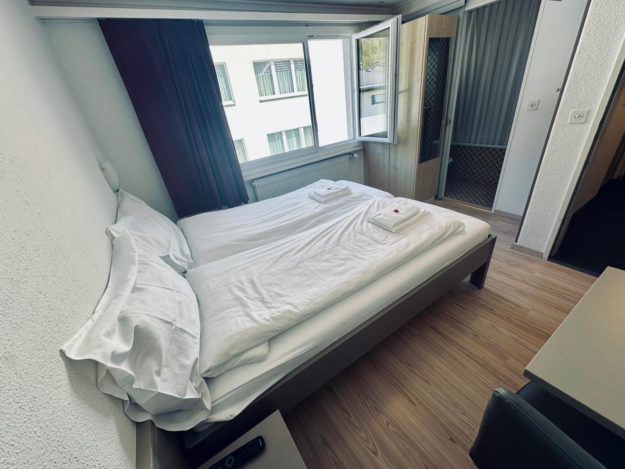 Hotel Rebstock מירינגן מראה חיצוני תמונה